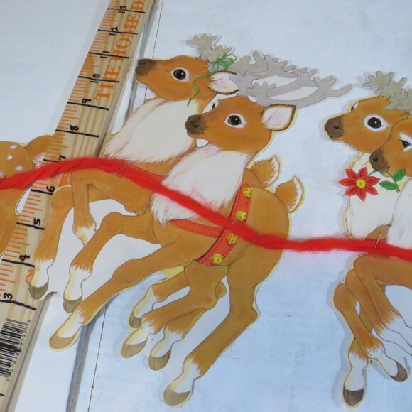 Santa & Reindeer with vintage yarn stapled to sleigh 1980s with sweet eyes - Picture 6 of 11